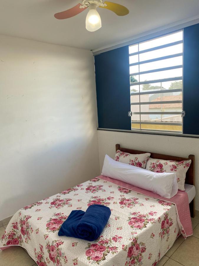 4 Aps Baratos, Confortaveis, Completos E Com Garagem Insta Thiagojacomo Goiânia Δωμάτιο φωτογραφία